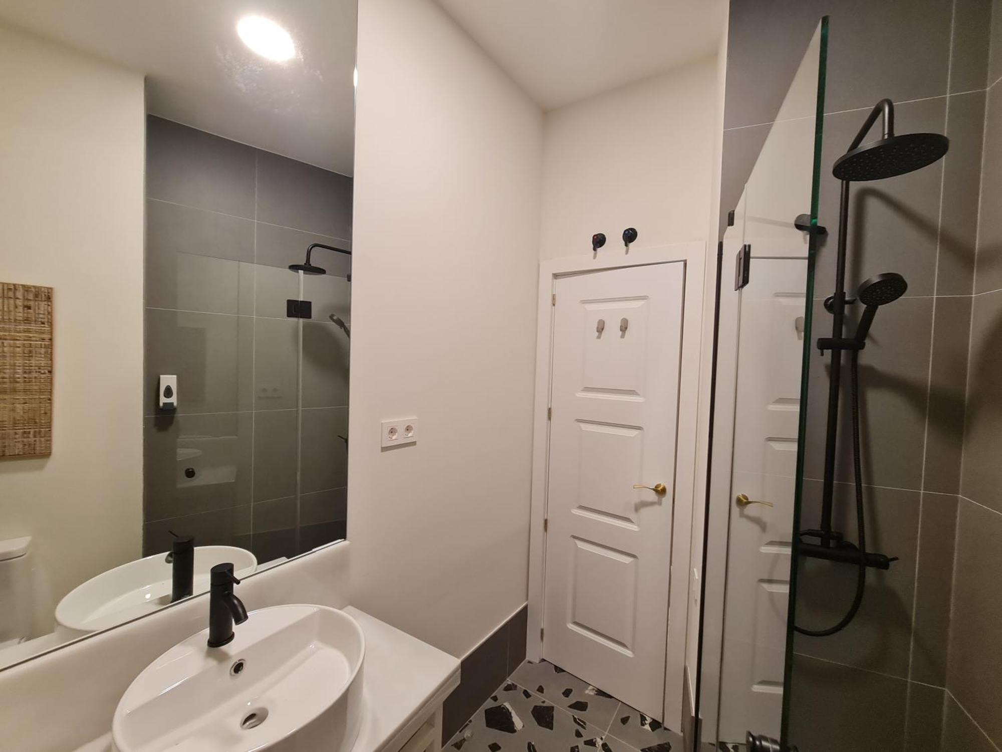 City Center Madrid Apartment With 2 Bedrooms Εξωτερικό φωτογραφία